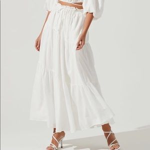 ASTR THE LABEL | BALBOA Maxi Skirt | White